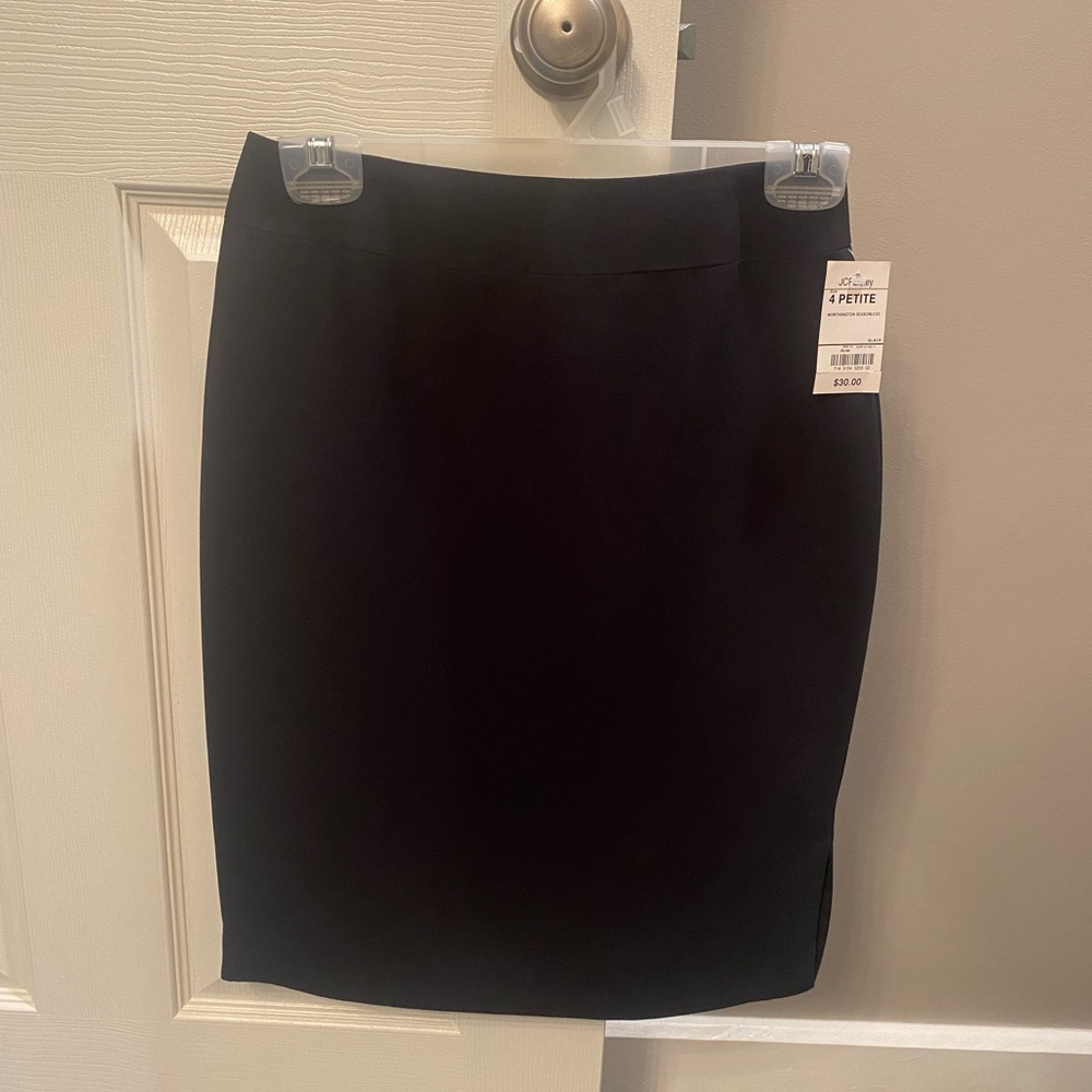 Women’s black skirt. Worthington